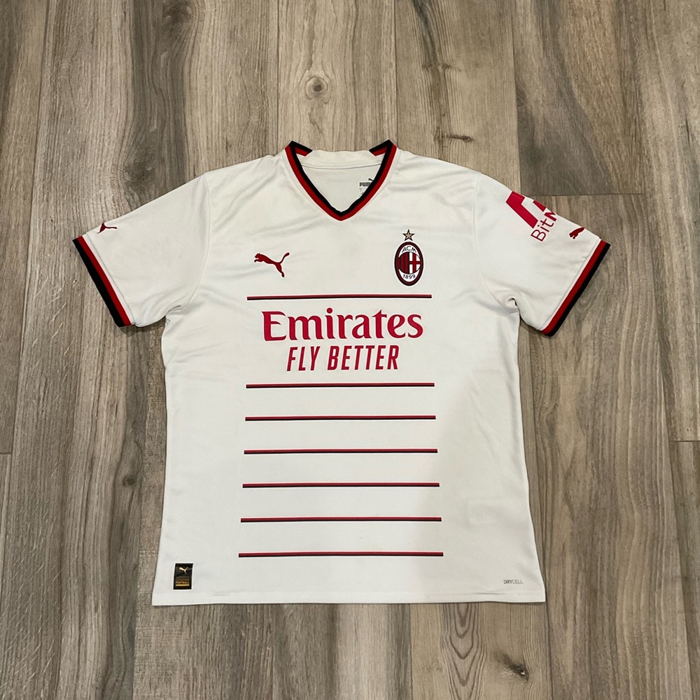 2022 AC Milan Serie A Men’s Large White Puma Soccer Away Jersey Football